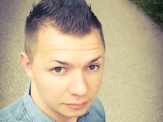 Er sucht sie stade