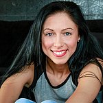 In Hannover sucht Mira Freundschaft plus